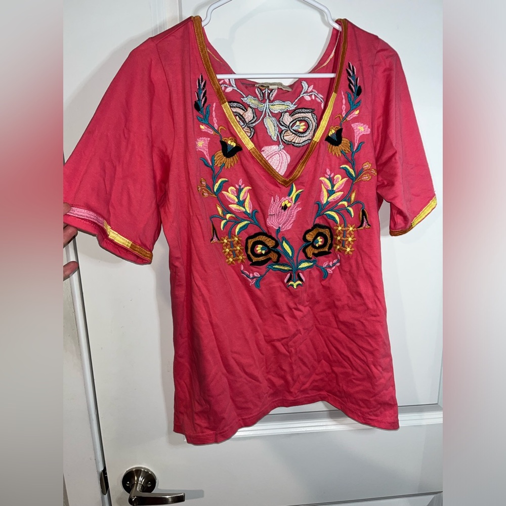 All About Her Embroidered Short Sleeve Blouse Floral Design Hot Pink Size Small